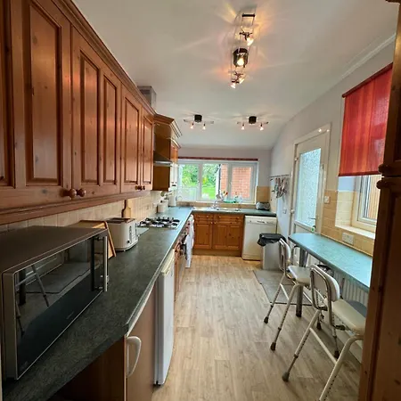 Charming Near Southmead * Bristol