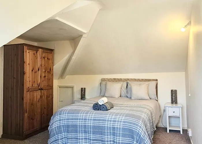 Charming Near Southmead * Bristol