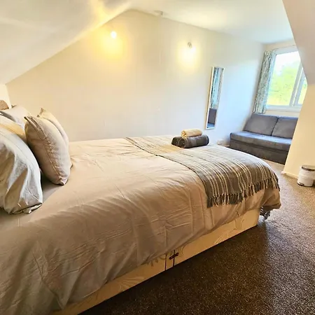 Charming Near Southmead Homestay Bristol